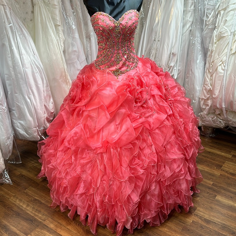 QUINCEAÑERA DRESS